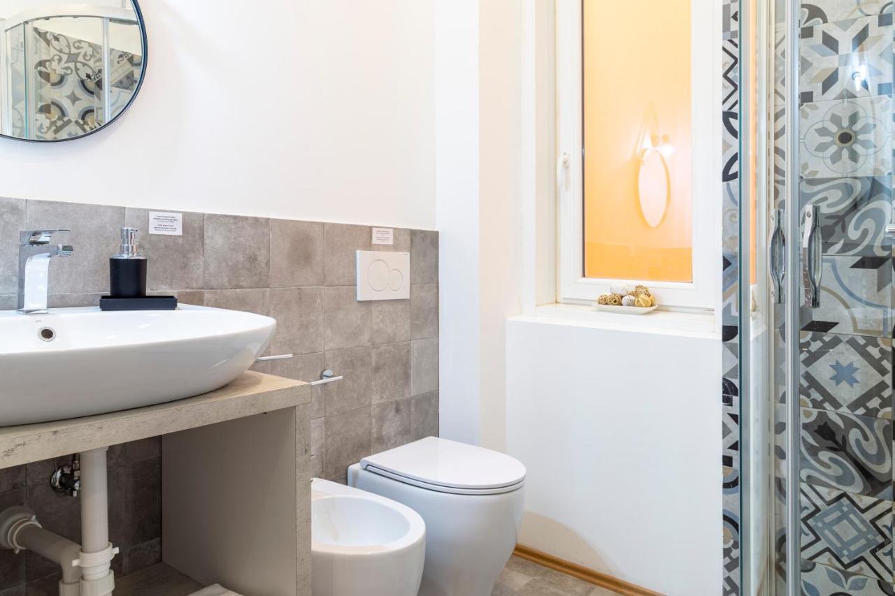 Pregiata Camera Con Bagno Privato - Blu Di Persia Триест Екстериор снимка